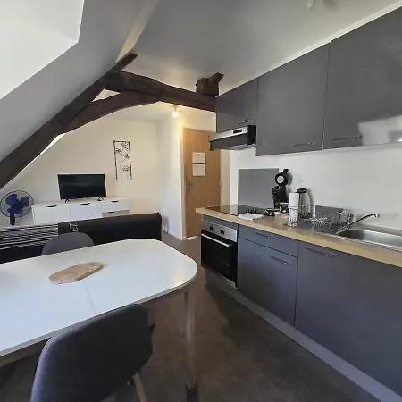 Apartament 5 Charme & Espace Au Coeur D'ernee *