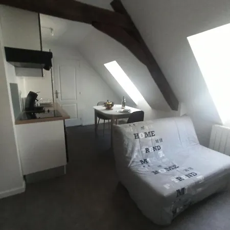 5 Charme & Espace Au Coeur D'ernee